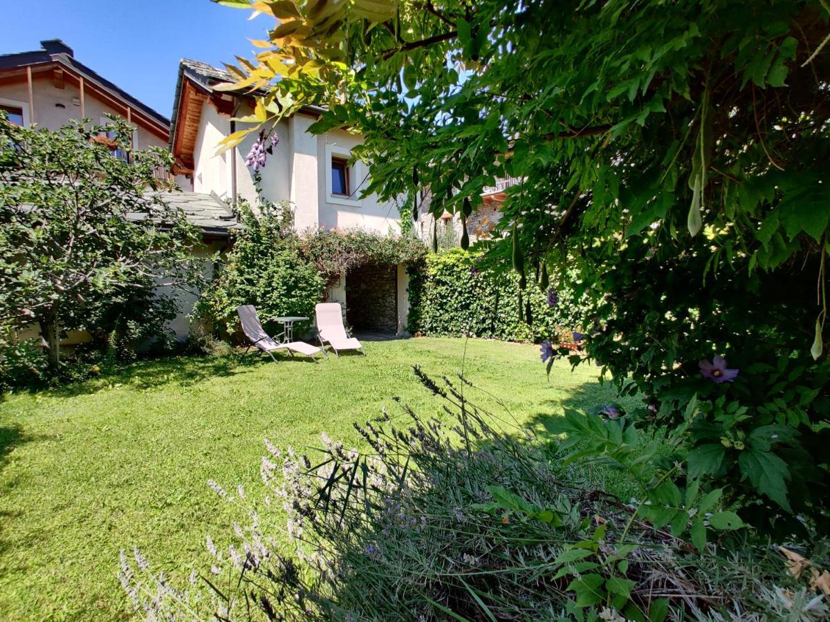 Au Fond Du Bourg Apartment Aosta Exterior photo